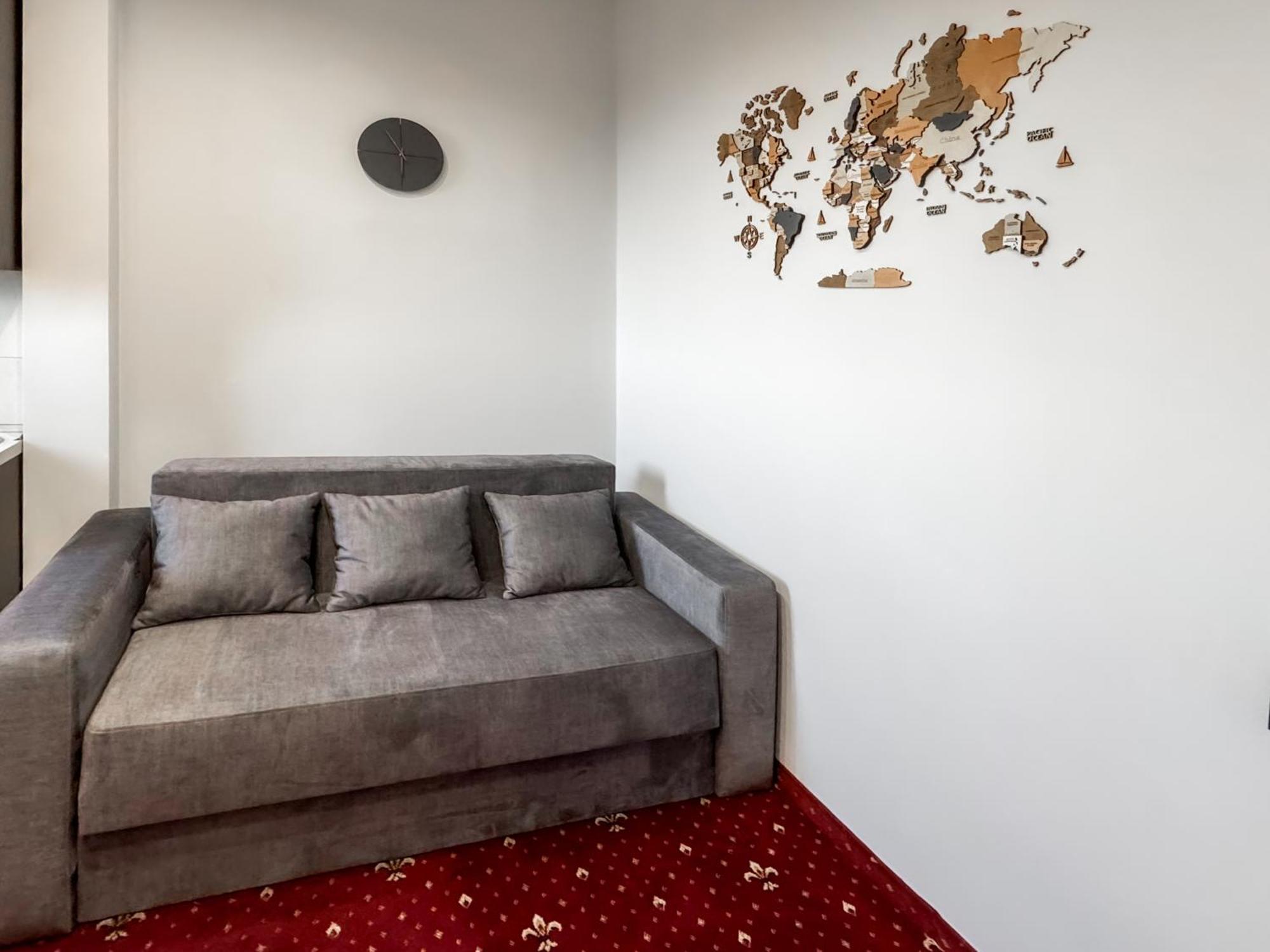 Apartments On Zaliznychna 49 Ivano-Frankivsk Luaran gambar